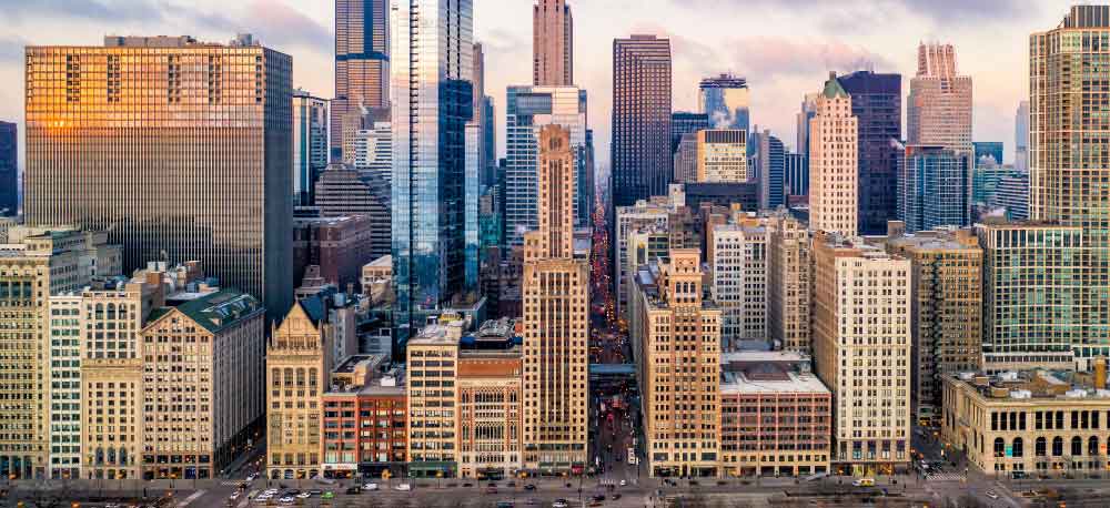 Downtown Chicago skyline, home to multiple Honda certified repair shops